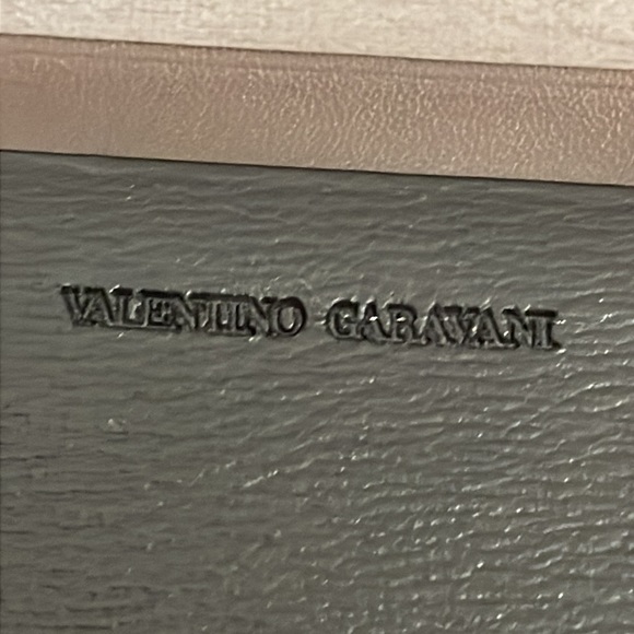 Sold❌Authentic Valentino Garavani Long Leather Wallet🖤UNISEX - Picture 8 of 17